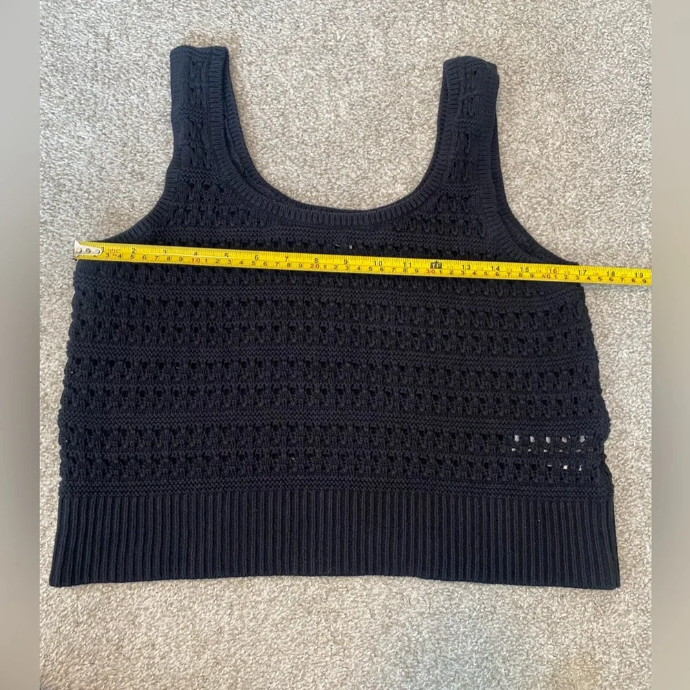 Old Navy Black Crochet Crop Tank Large Festival Boho Top - Picture 6 of 8
